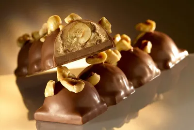 巧克力果仁餡料 Pralinés and nut pastes